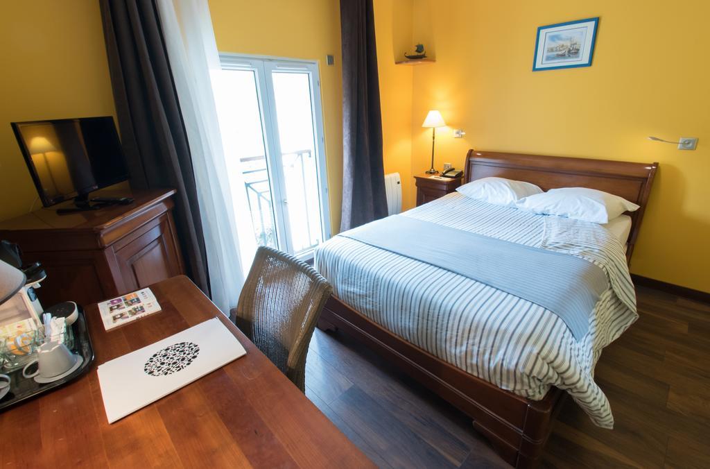 Auberge Du Manet Montigny-le-Bretonneux Kültér fotó