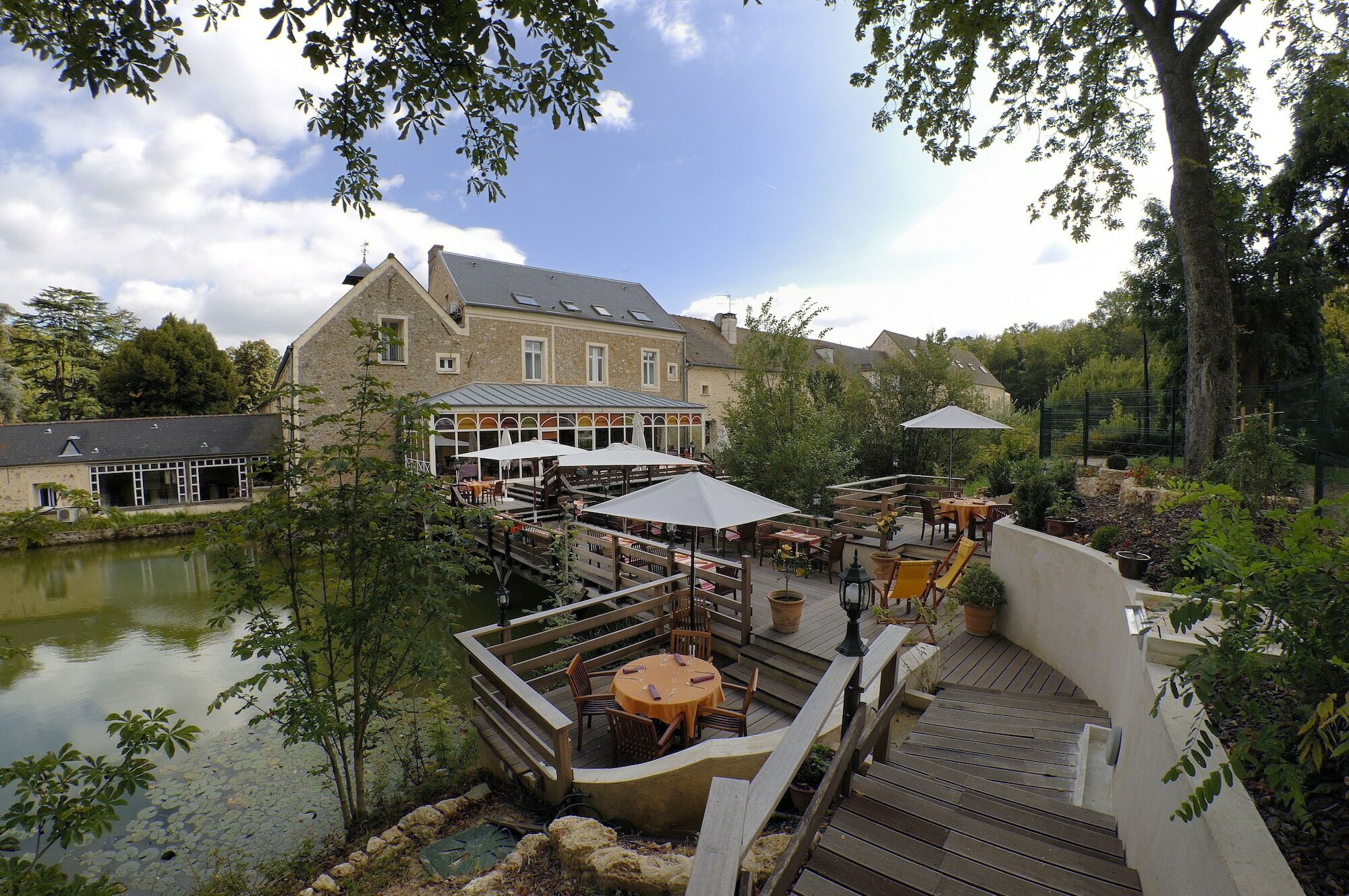 Auberge Du Manet Montigny-le-Bretonneux Kültér fotó
